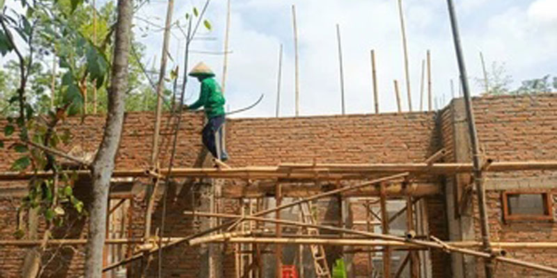 Tukang Larangan